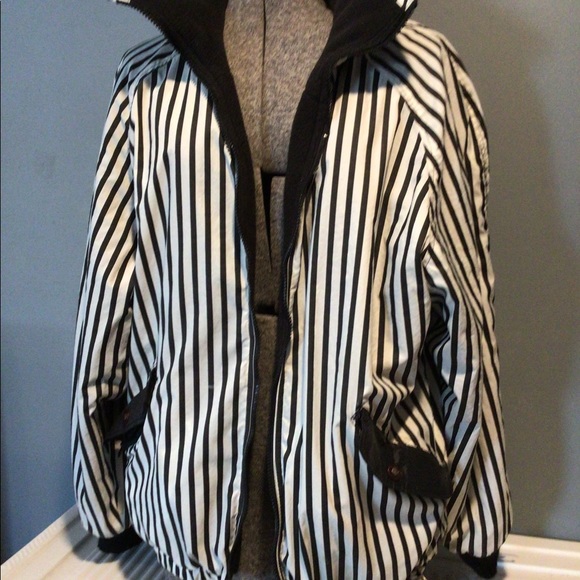 Jacket - Picture 3 of 4